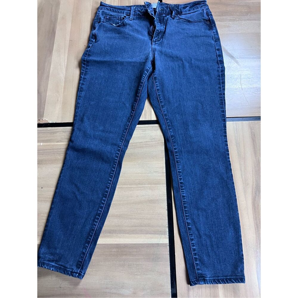Universal Threads High Rise Skinny Jeans 12/31
